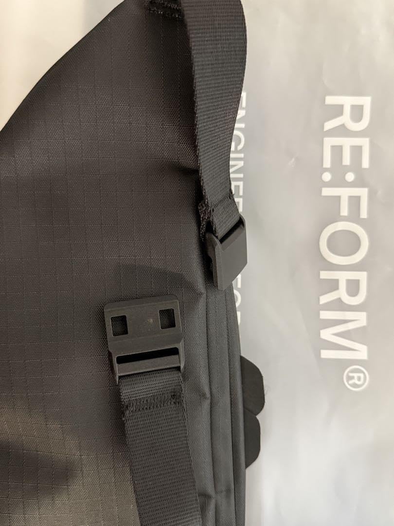 Amazon.co.jp: ES:01 ESSENTIAL SLING 1.2L RE:FORM : スポーツ